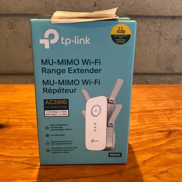 TP-Link MU-MIMO Wi-Fi Range Extender (RE650) - Picture 1 of 14